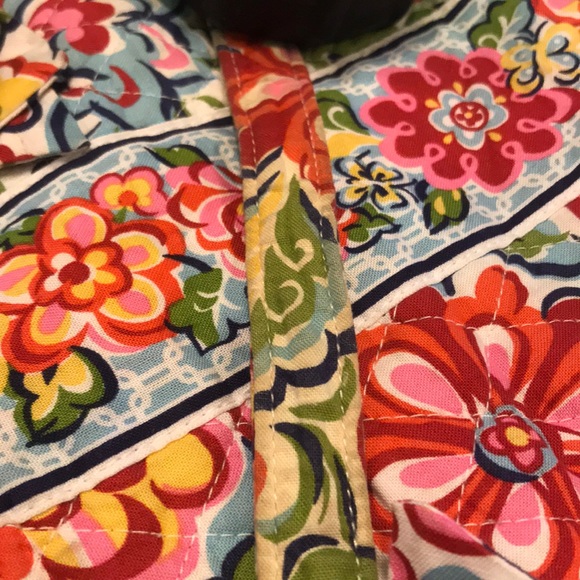 Vera Bradley Bag.    9️⃣ - Picture 6 of 7